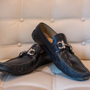 SALVATORE FERRAGAMO MEN'S LEATHER HORSE BIT LOAFER